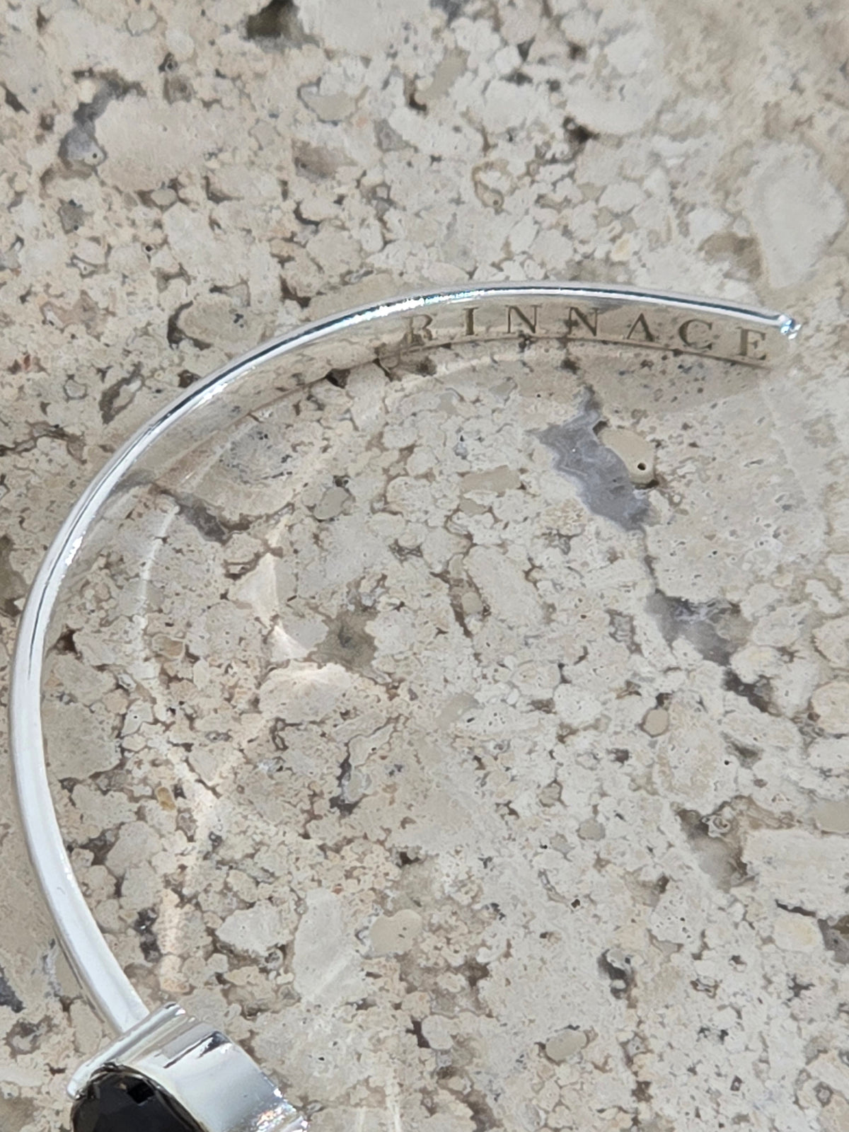 BRACELET 01 – The Gallery