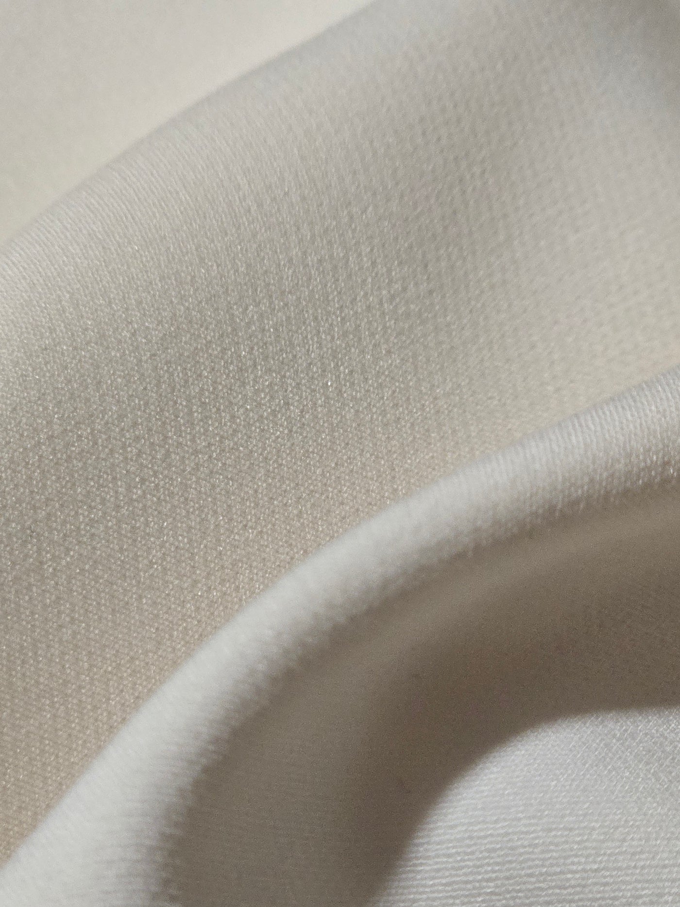 LOOK 03 — Graphic Modernism detalle