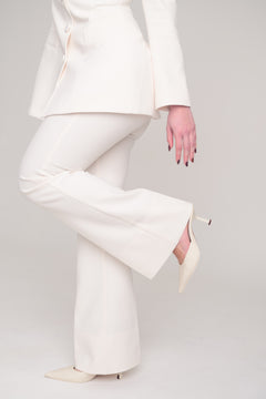 PANTS 02 – High-waisted Flare.