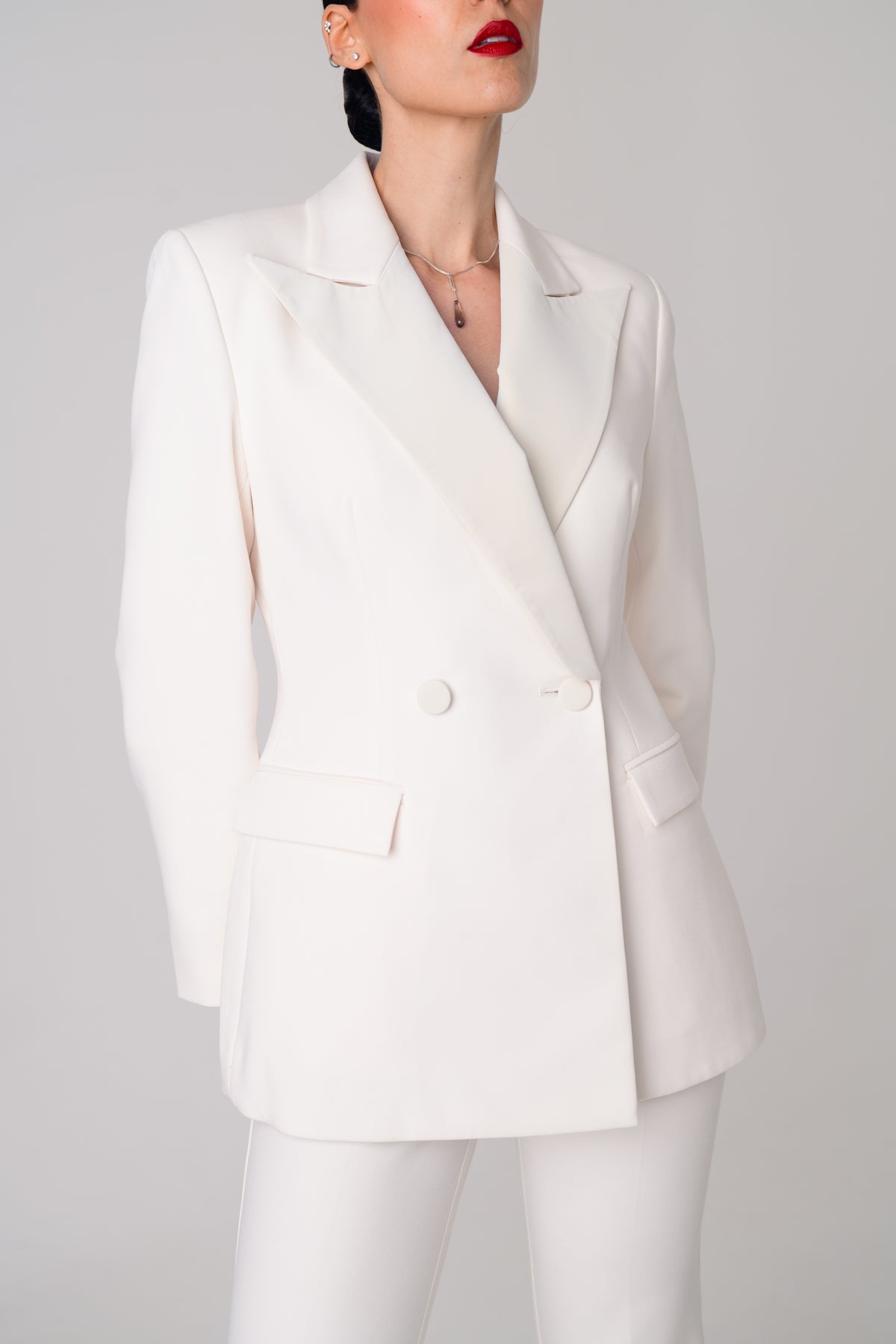 BLAZER 01 — Double-breasted blazer