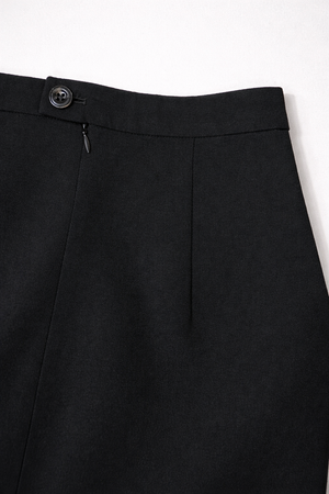 FALDA 01 — Midi de talle alto
