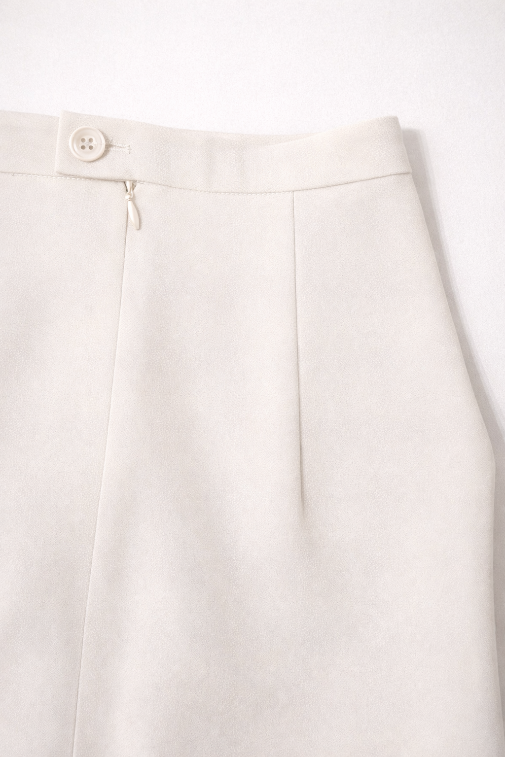 SKIRT 02 — High-waisted midi