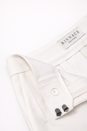 PANTALÓN 01 — Corte recto de tiro alto