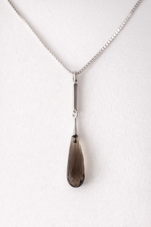 COLLAR 01 — La Galerie