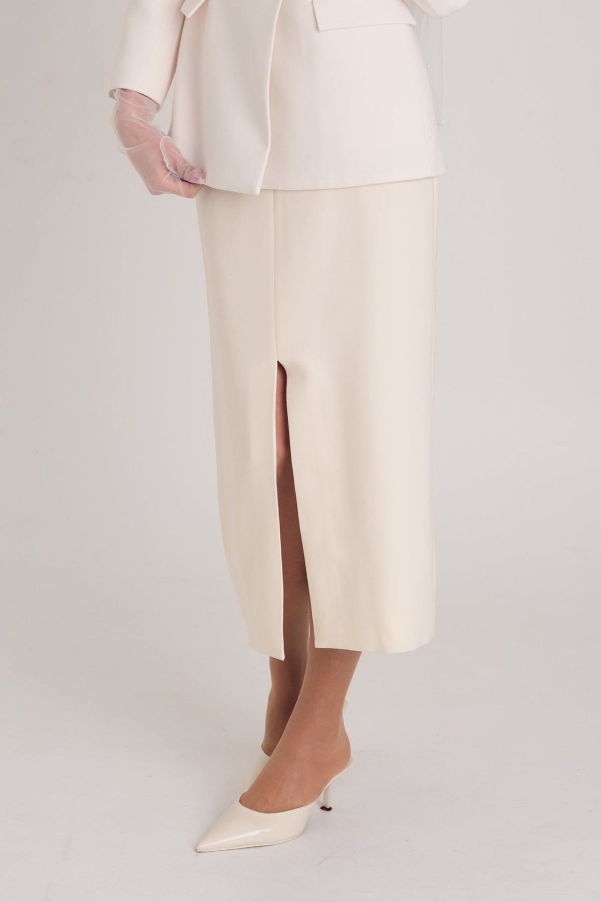 LOOK 06 — The ivory structure set - RINNACE RINNACE LOK06-S-SLOOK 06 — The ivory structure set